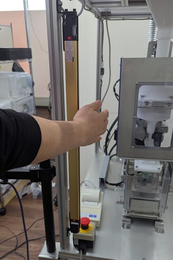 エリアセンサ反応中